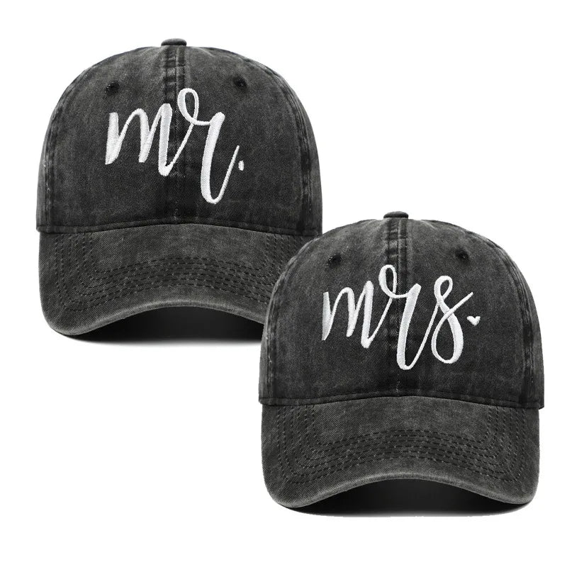 Mom Dad Gifts Hat Embroidered for Couples Parents Adjustable Baseball Caps Gift Mom and Dad Hats Fathers Day